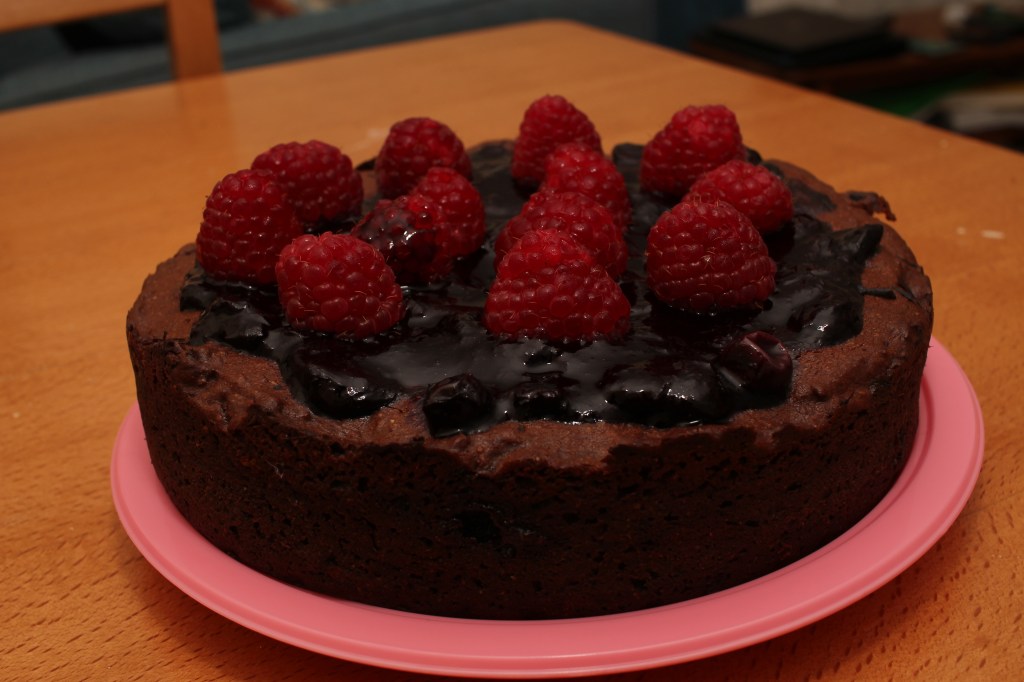 Fudgy date and chocolate&nbsp;cake