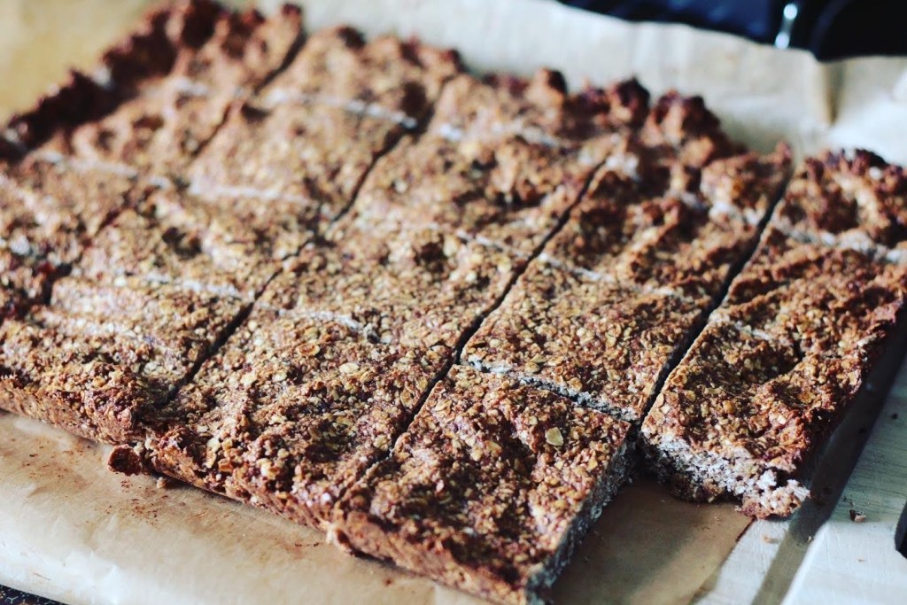 Skinny peanut butter&nbsp;flapjacks