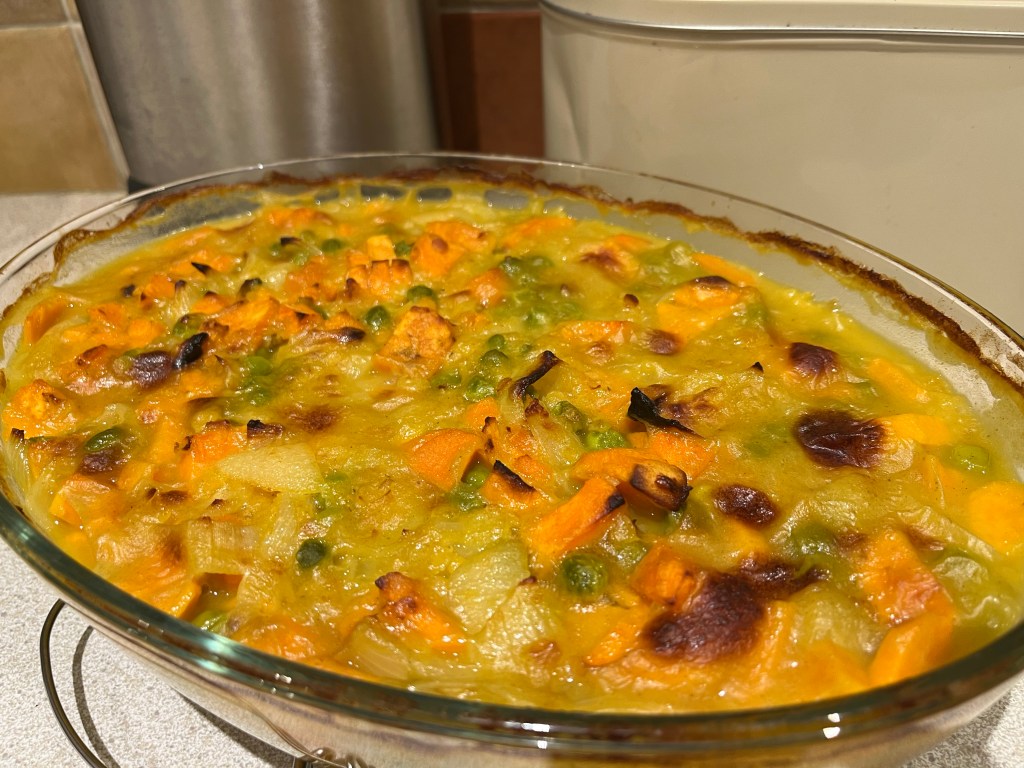 Spiced sweet potato curry with peas and coconut&nbsp;milk