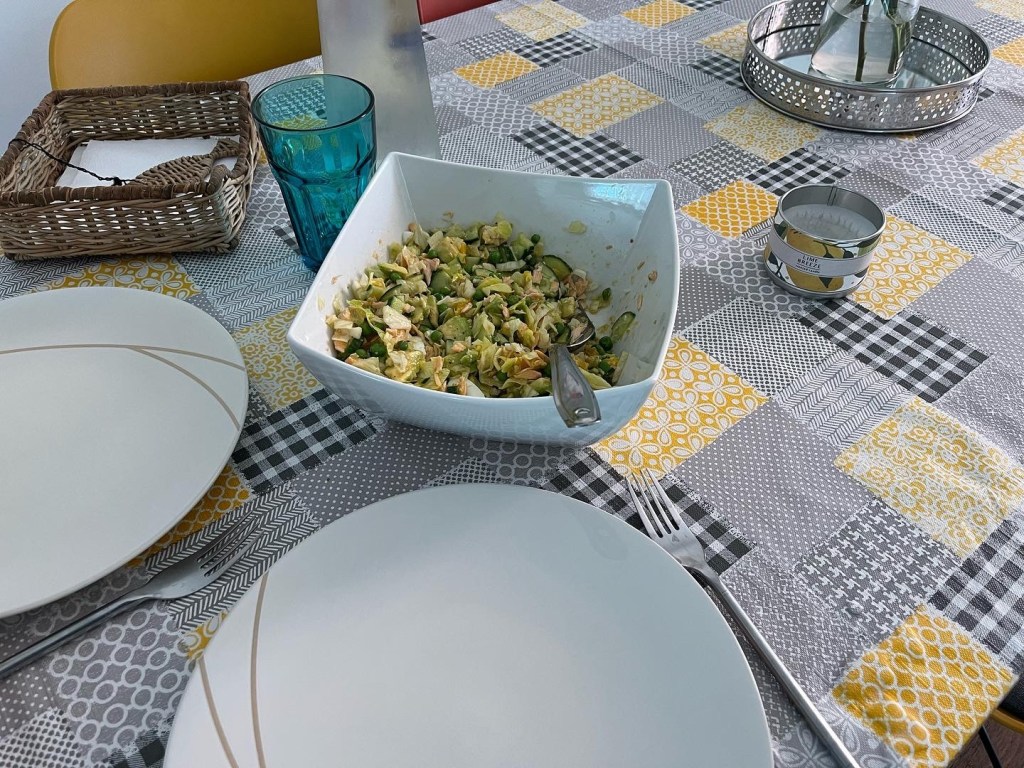 Salmon salad with avocado, eggs and&nbsp;orange