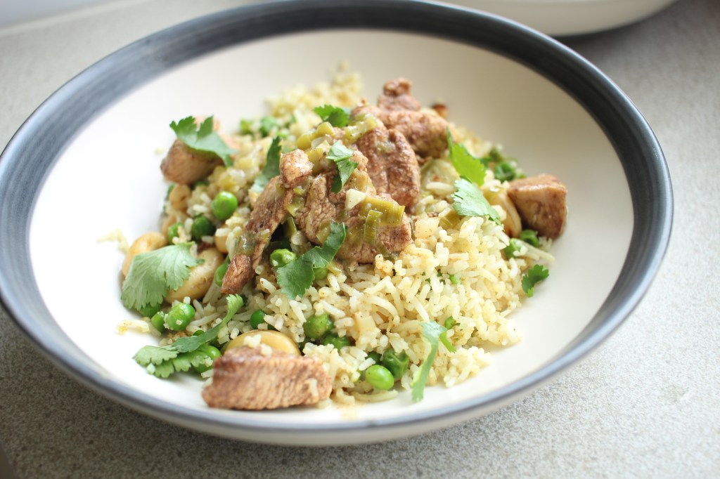 Really simple Sri Lankan chicken curry with coconut milk & cashew nut&nbsp;rice