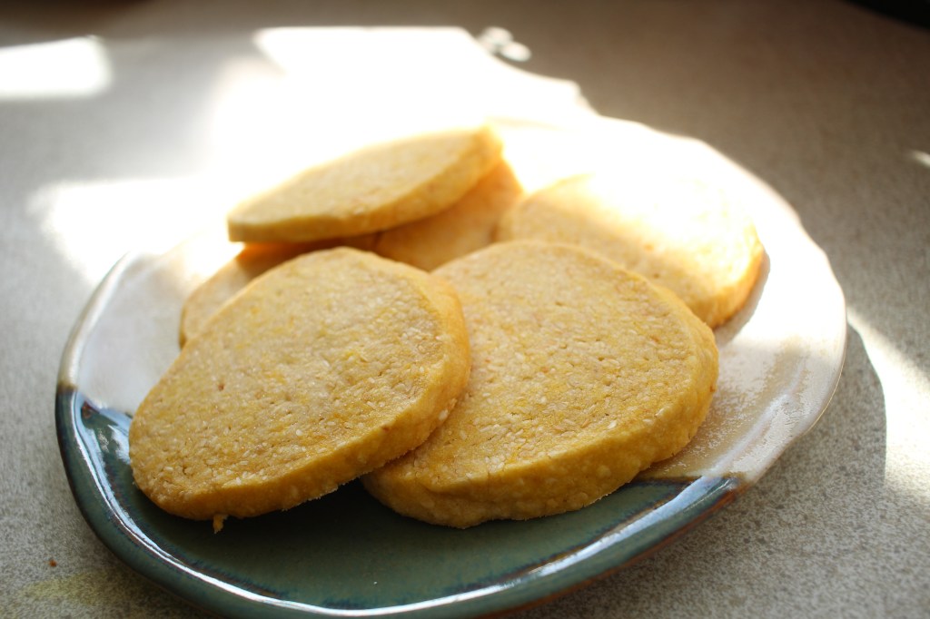 Saffron & sesame&nbsp;shortbreads
