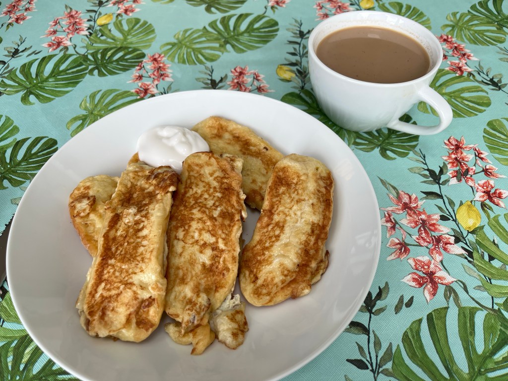 French toast and coconut&nbsp;yogurt