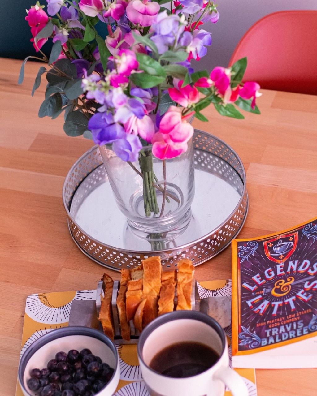 Bean water and sweet&nbsp;bread