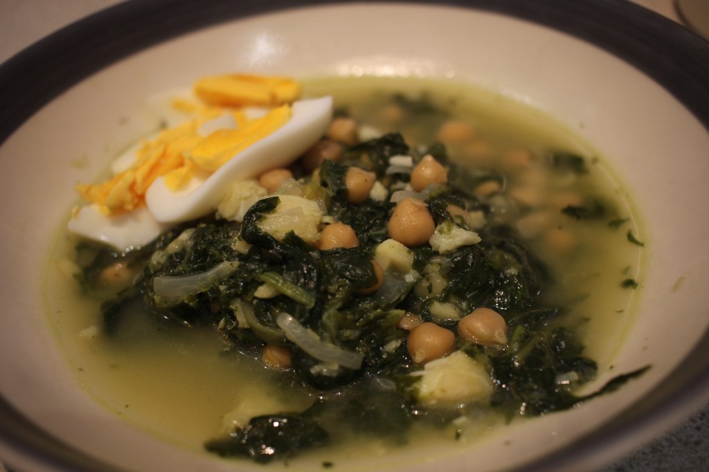 Garbanzos con espinacas y&nbsp;bacalao